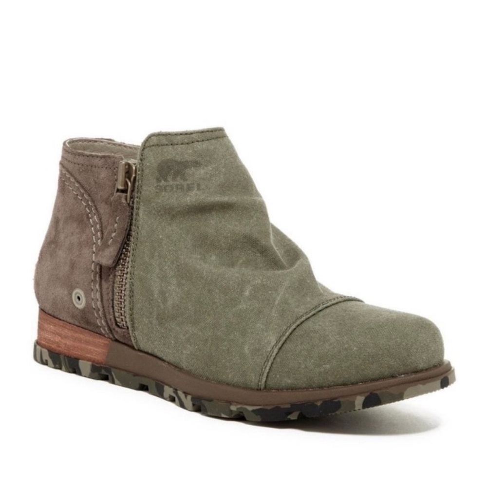 Sorel Womens Major Low Camo Canvas and Leather Suede Ankle Booties Size 10